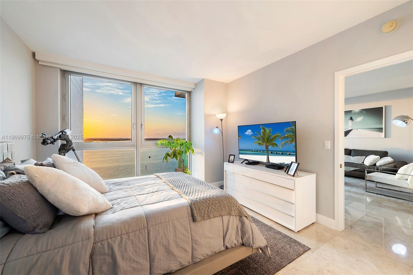 1331 Brickell Bay Dr #2203, Miami FL 33131