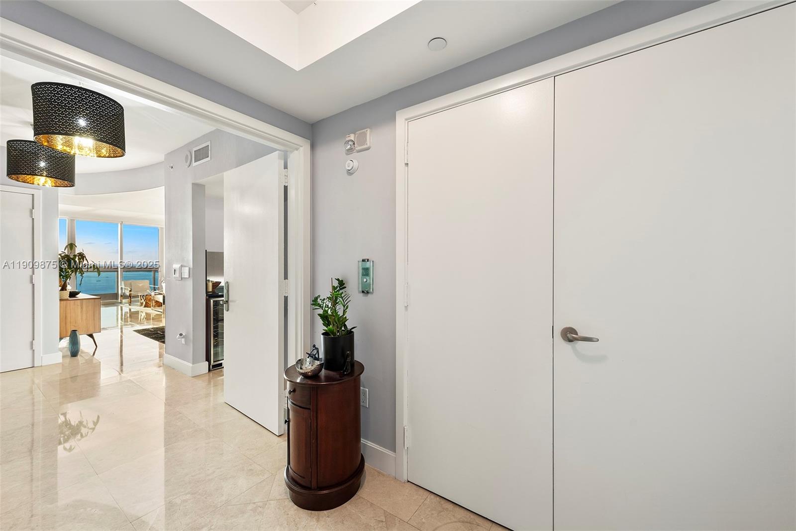 1331 Brickell Bay Dr #2203, Miami FL 33131