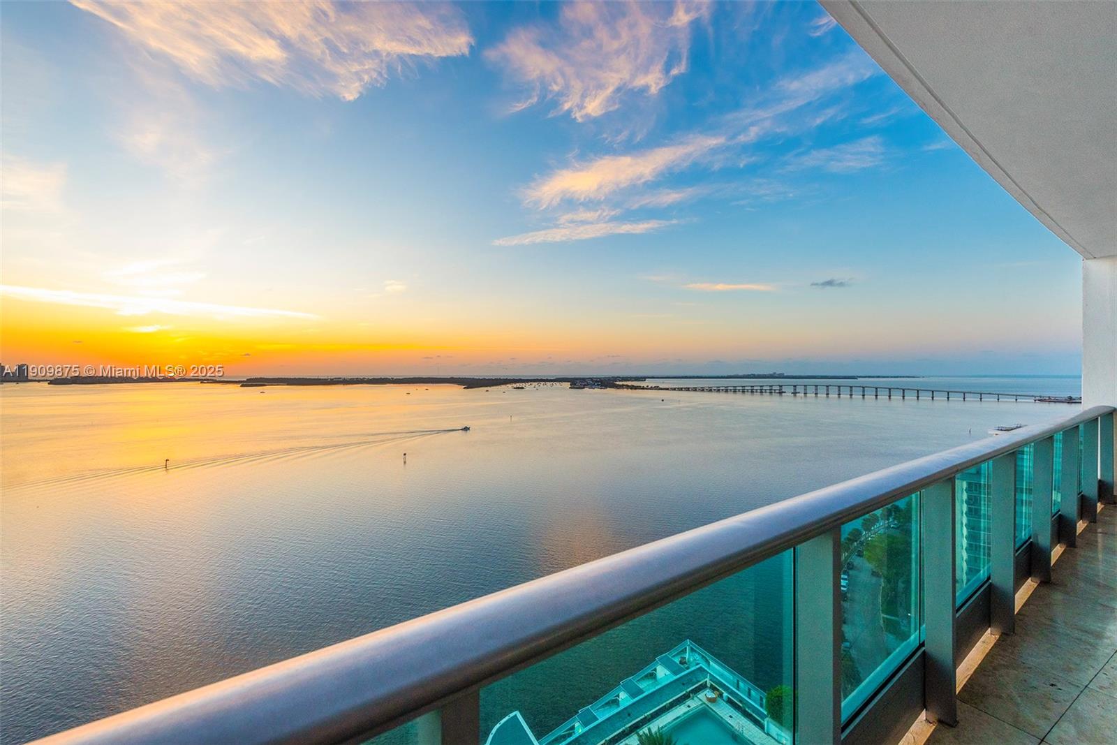 1331 Brickell Bay Dr #2203, Miami FL 33131