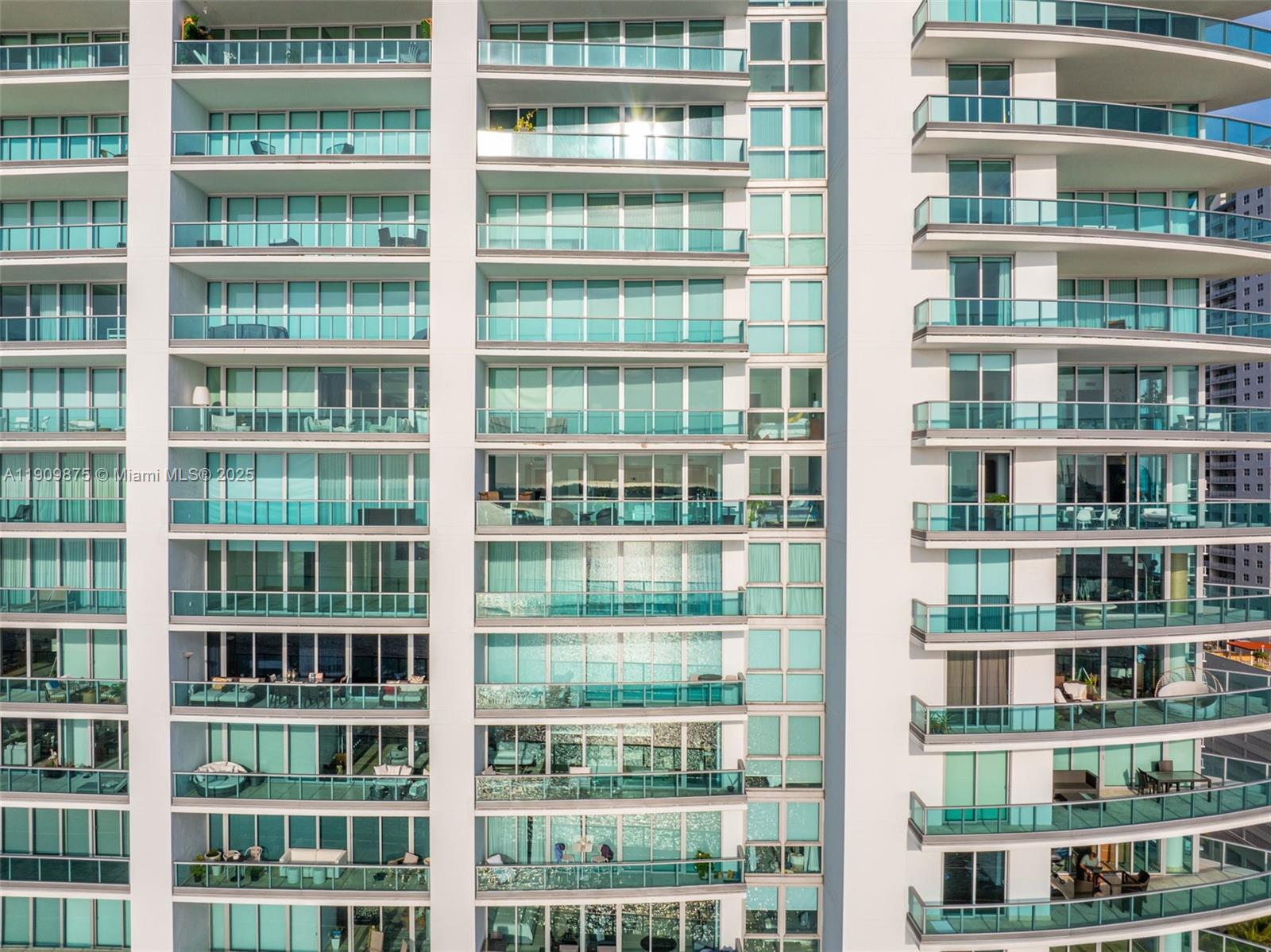 1331 Brickell Bay Dr #2203, Miami FL 33131