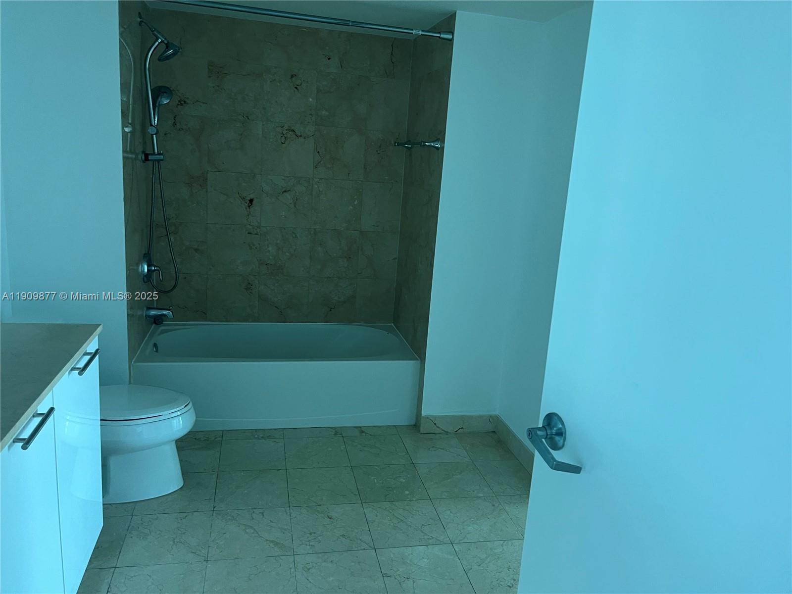 1800 N Bayshore Dr #2607, Miami FL 33132