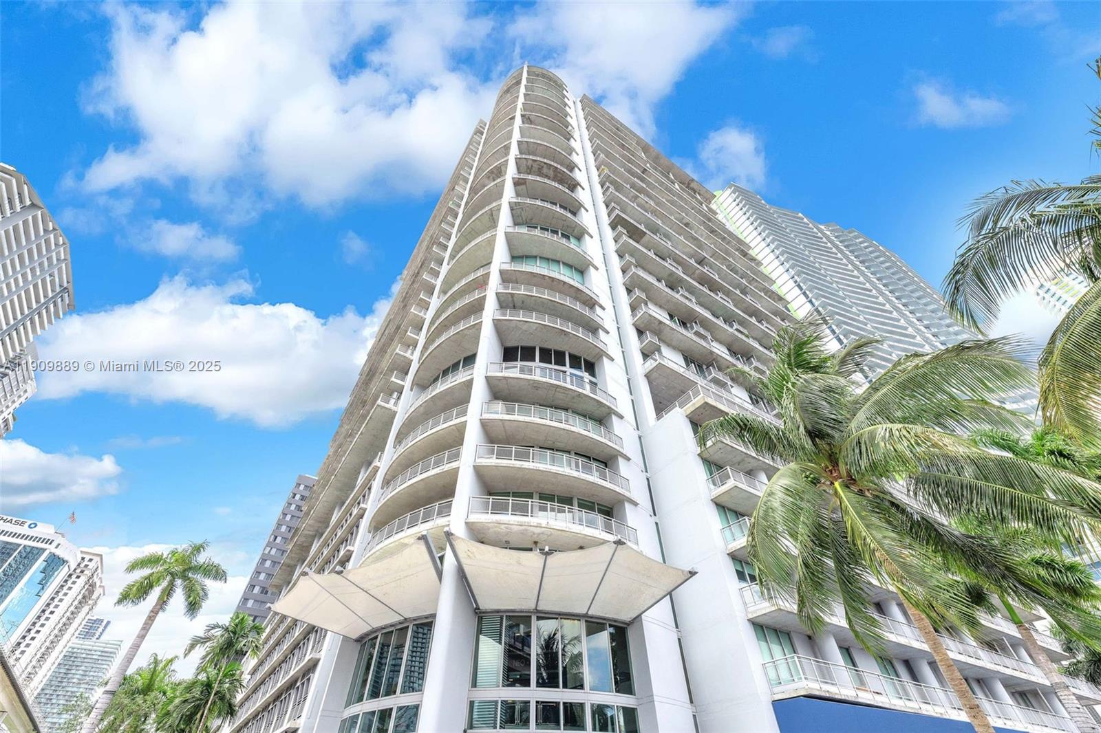690 SW 1st Court #1008, Miami FL 33130