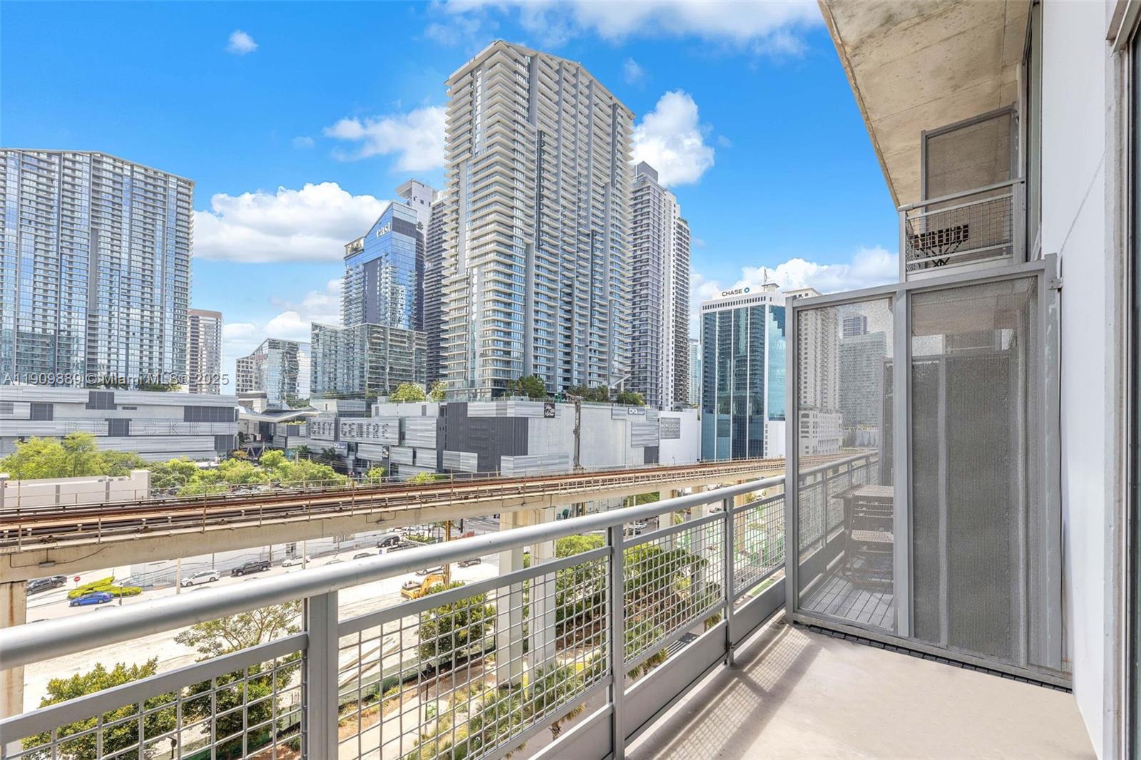 690 SW 1st Court #1008, Miami FL 33130