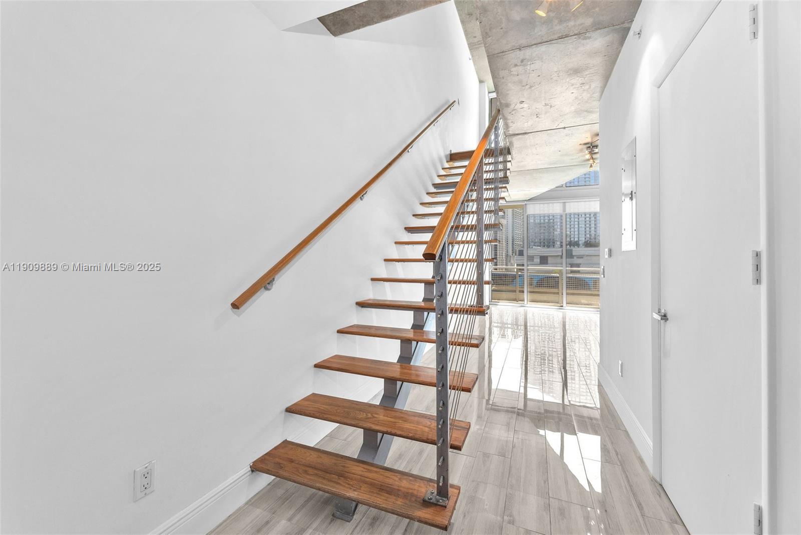 690 SW 1st Court #1008, Miami FL 33130