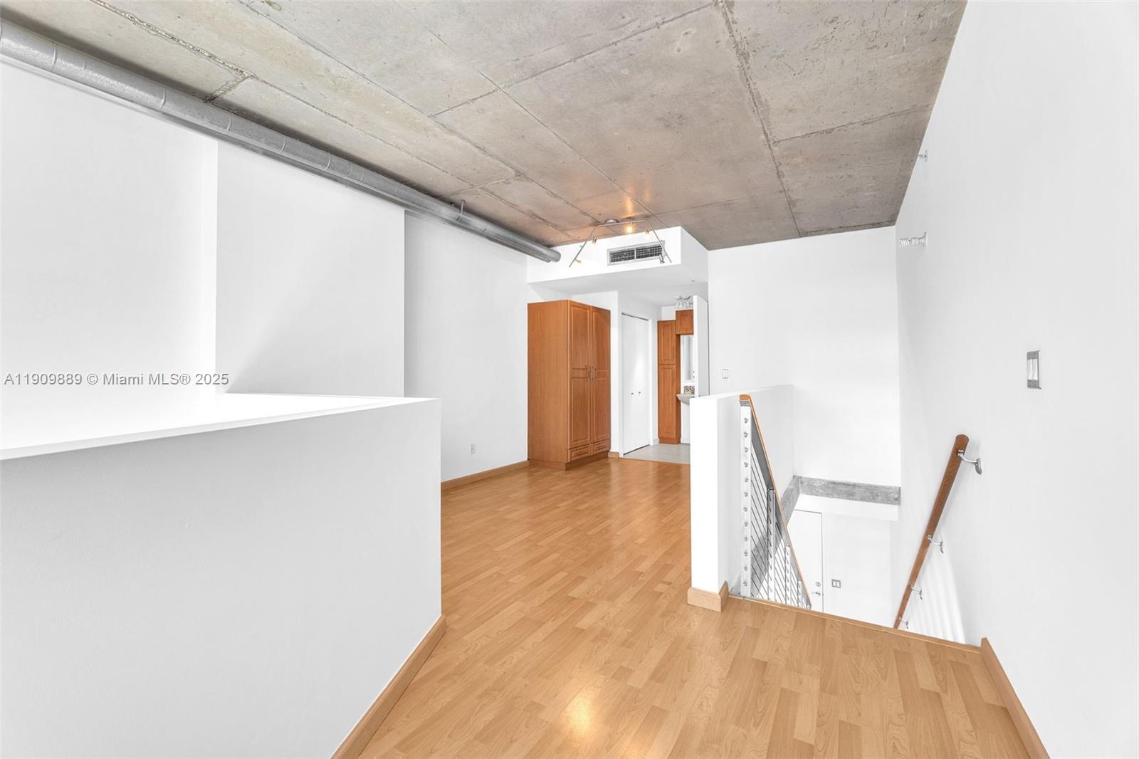690 SW 1st Court #1008, Miami FL 33130