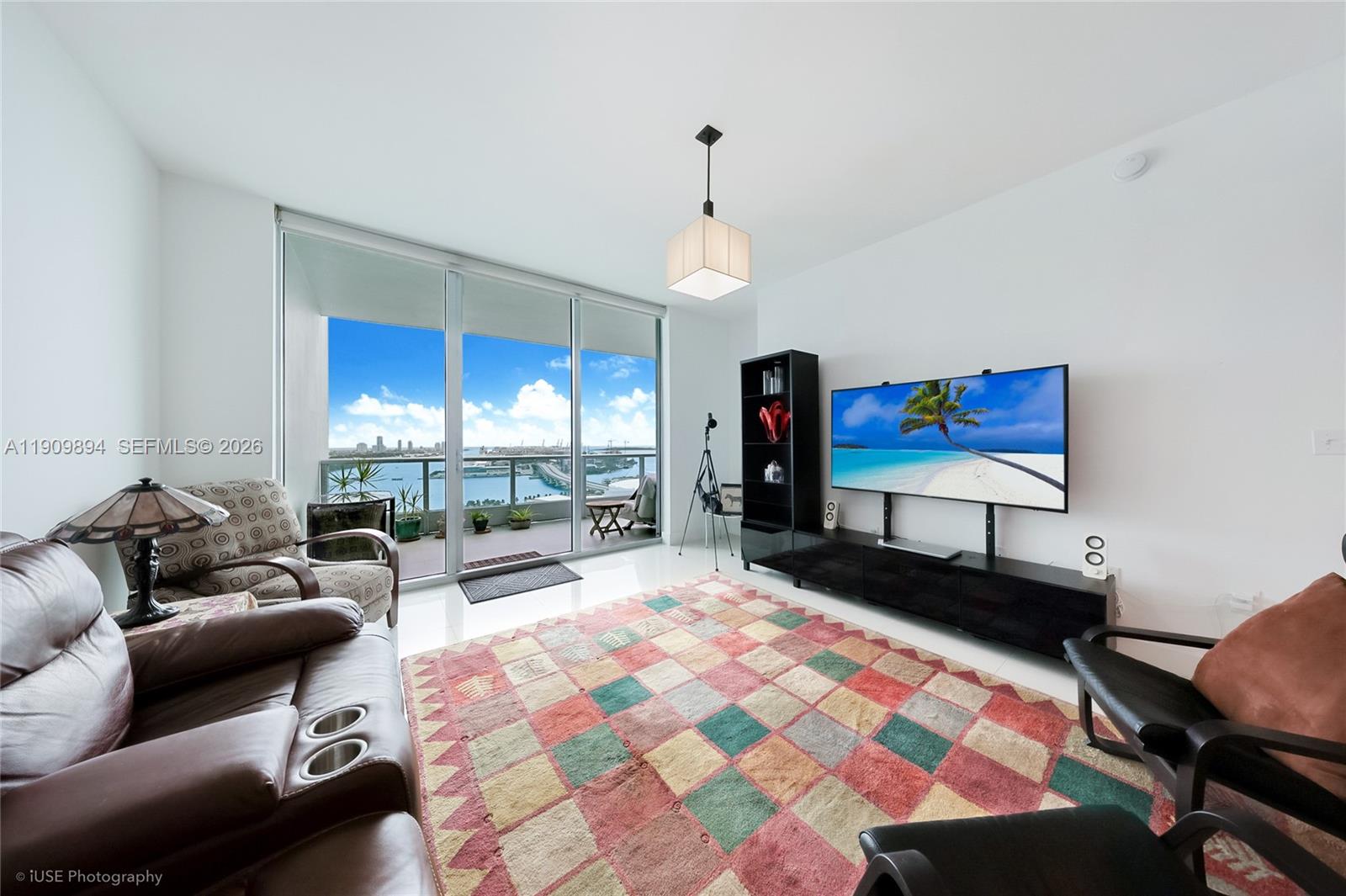900 Biscayne Blvd #2602, Miami FL 33132