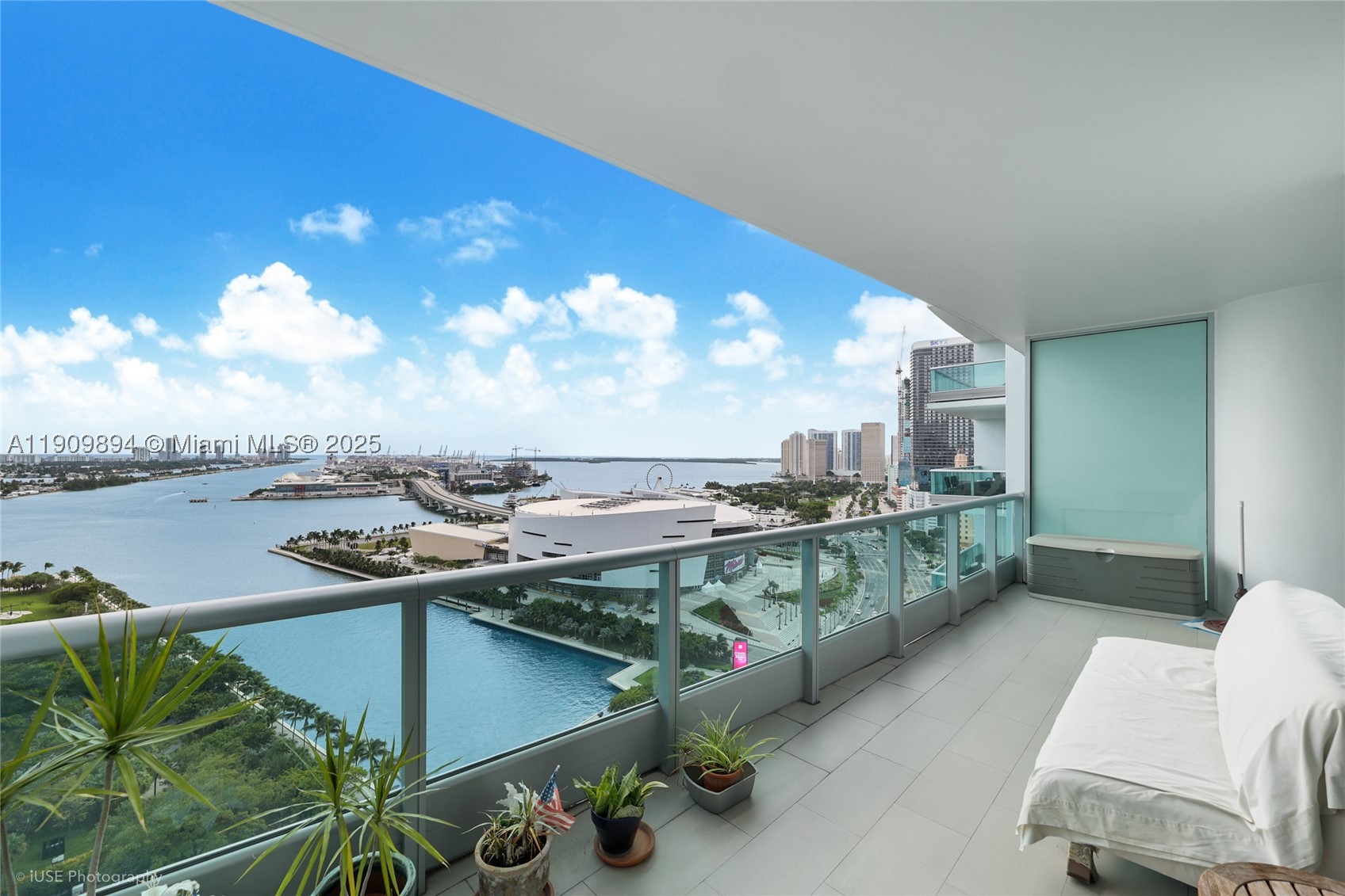 900 Biscayne Blvd #2602, Miami FL 33132
