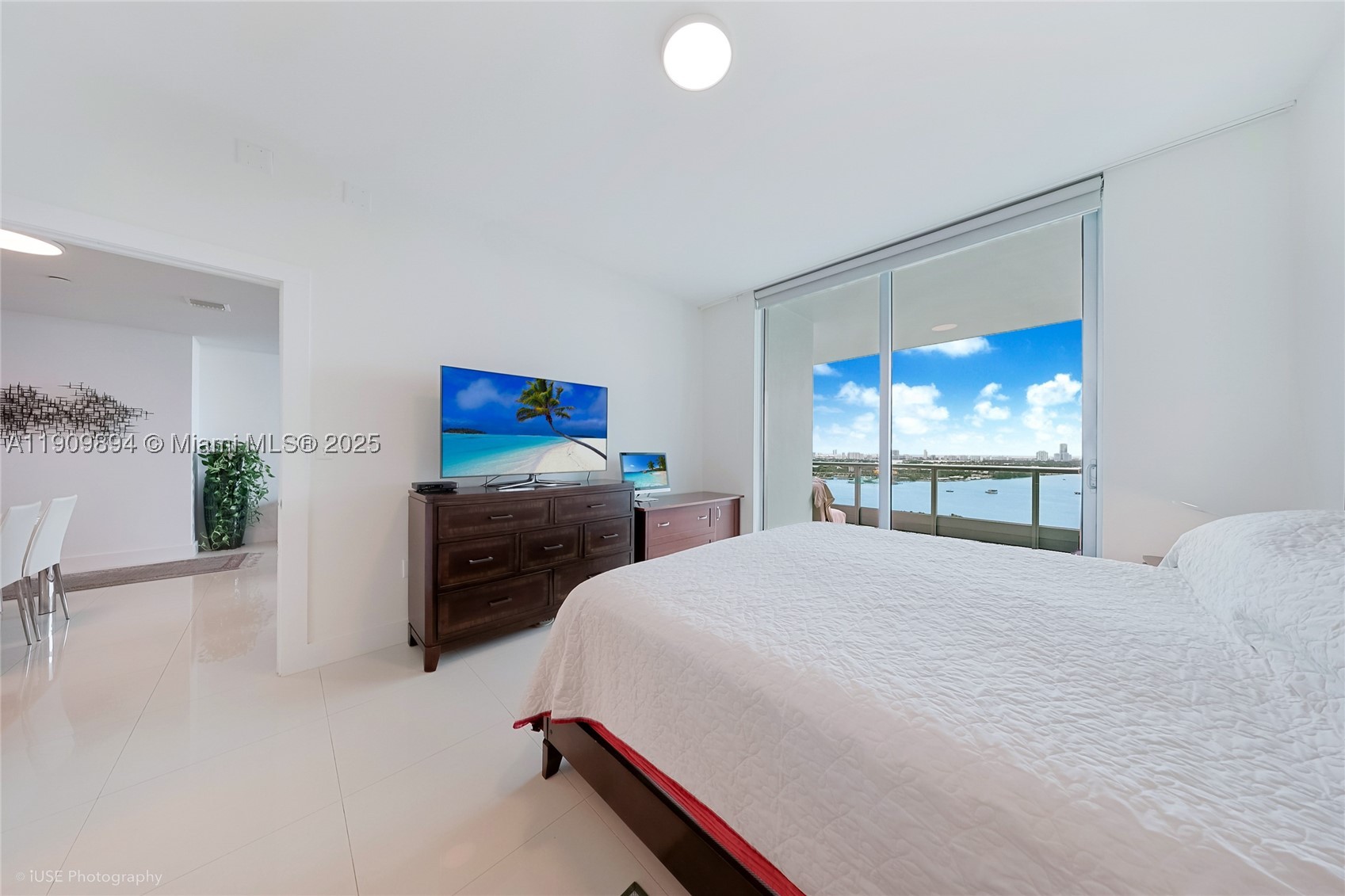 900 Biscayne Blvd #2602, Miami FL 33132
