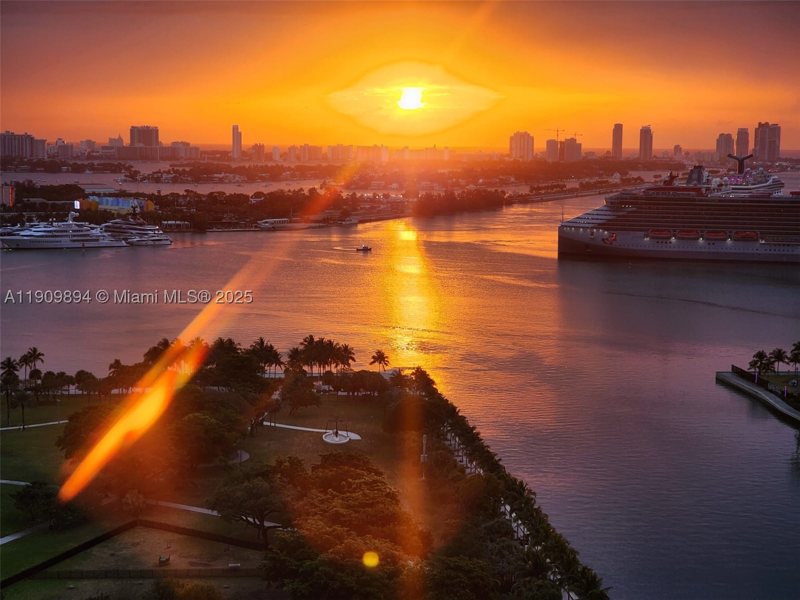 900 Biscayne Blvd #2602, Miami FL 33132