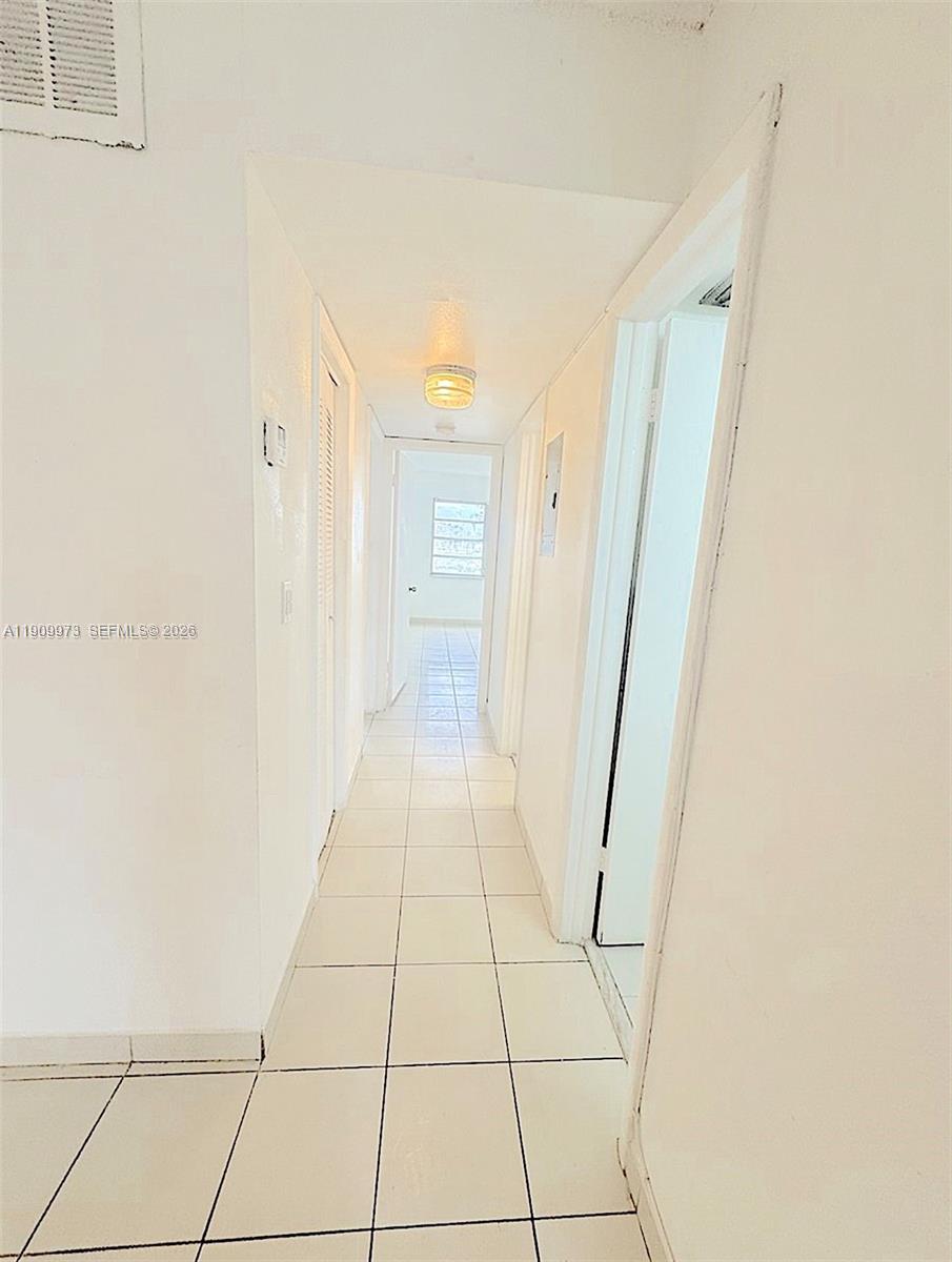 20120 NE 2nd Ave #W27, Miami Gardens FL 33179