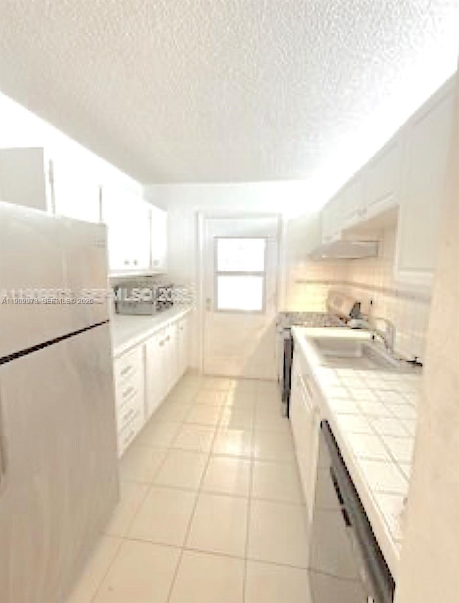 20120 NE 2nd Ave #W27, Miami Gardens FL 33179