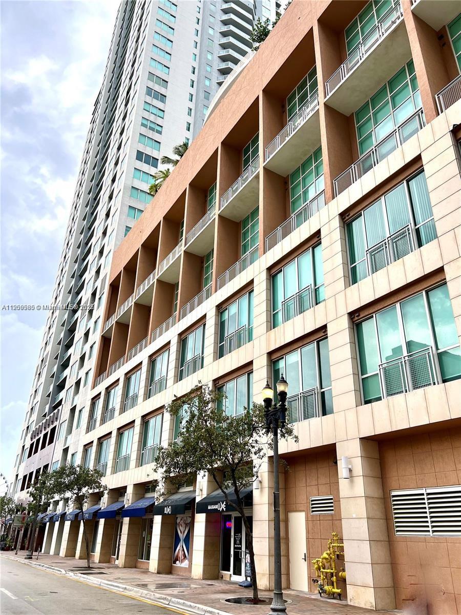 244 Biscayne Blvd #348, Miami FL 33132