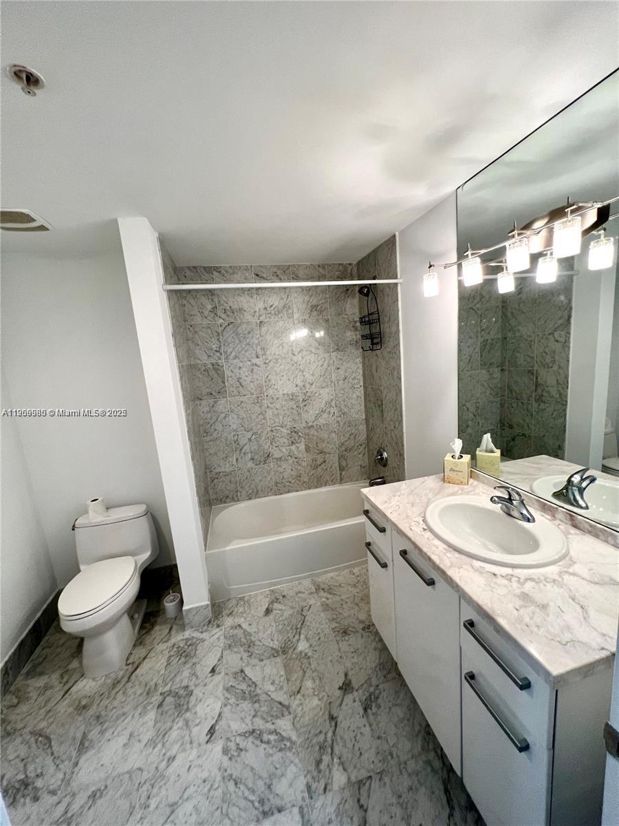 244 Biscayne Blvd #348, Miami FL 33132