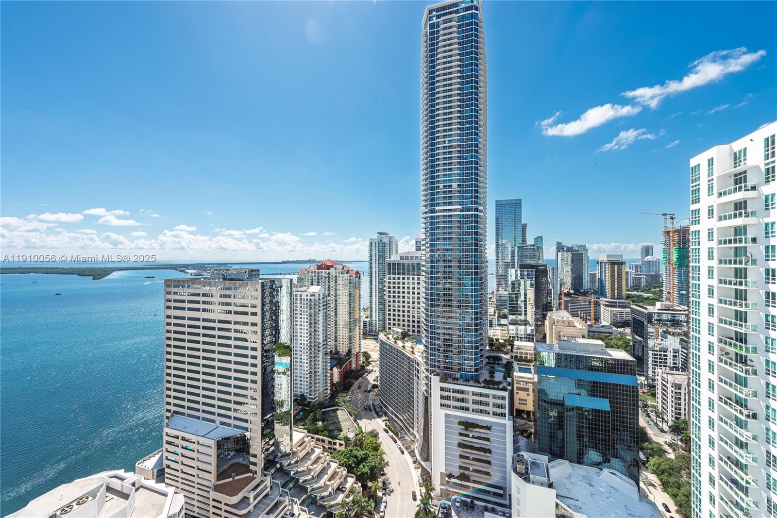 950 Brickell Bay Dr #4007, Miami FL 33131