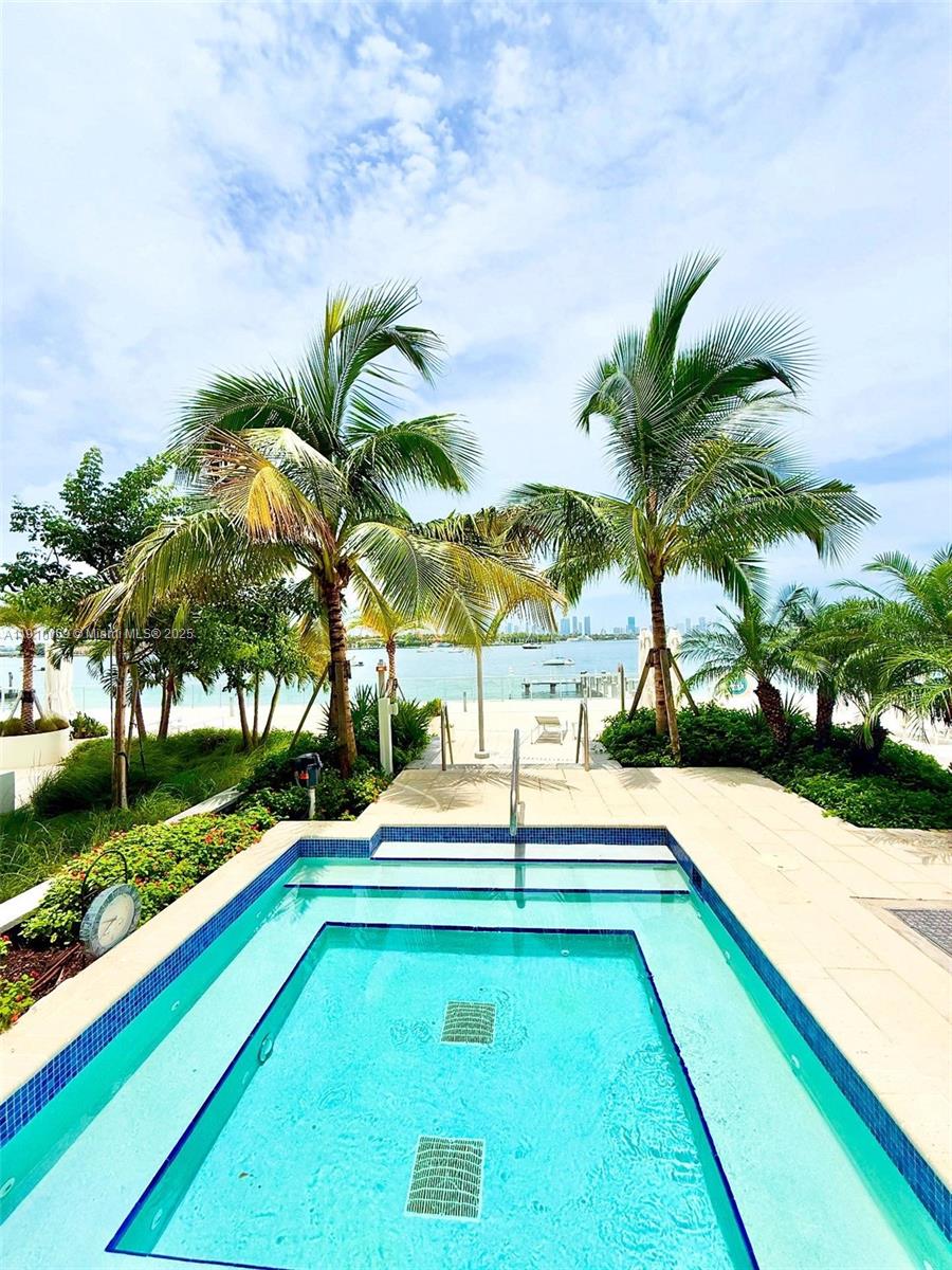 1000 West Ave #520, Miami Beach FL 33139