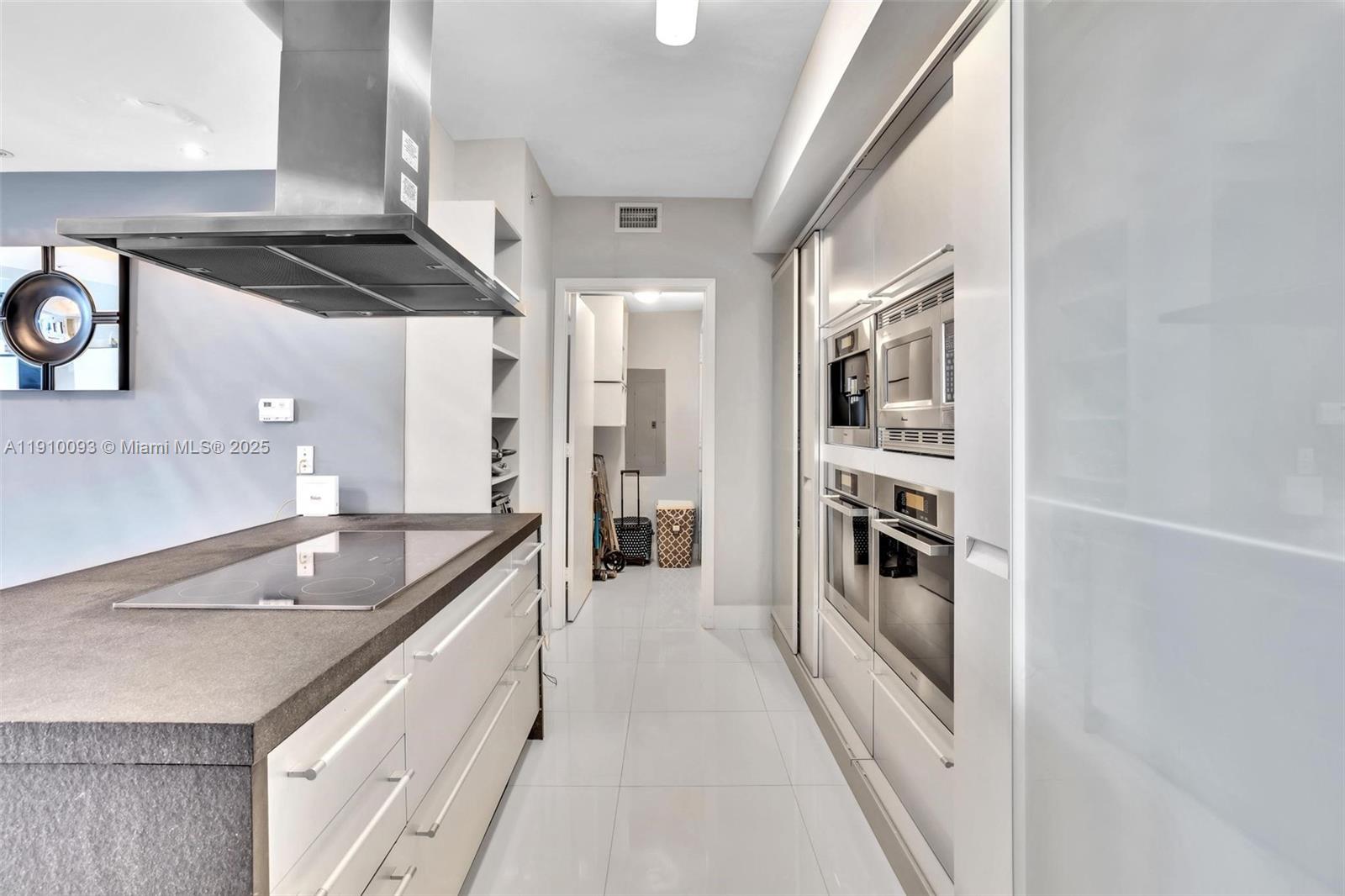 18201 Collins Ave #1502, Sunny Isles Beach FL 33160
