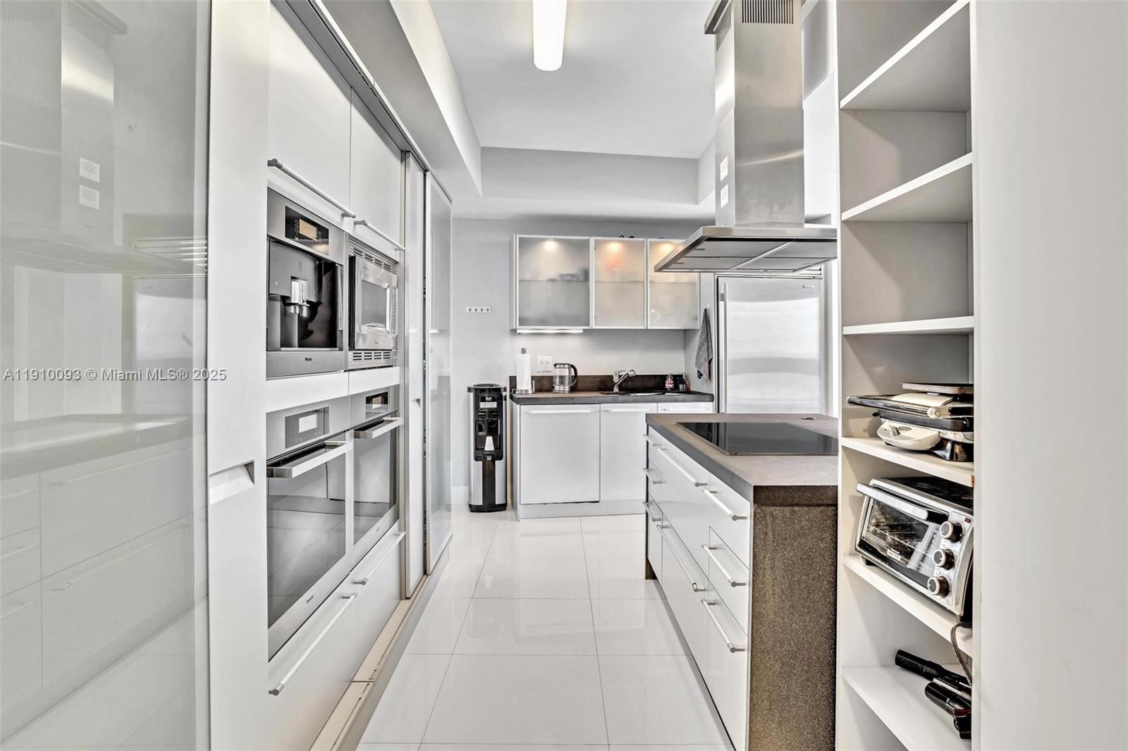 18201 Collins Ave #1502, Sunny Isles Beach FL 33160