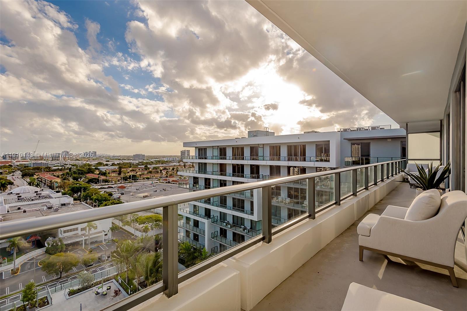 2960 NE 207th St #1112, Aventura FL 33180