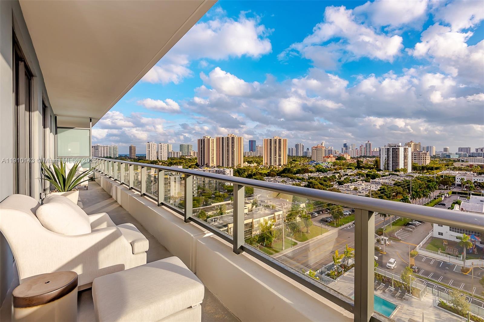 2960 NE 207th St #1112, Aventura FL 33180