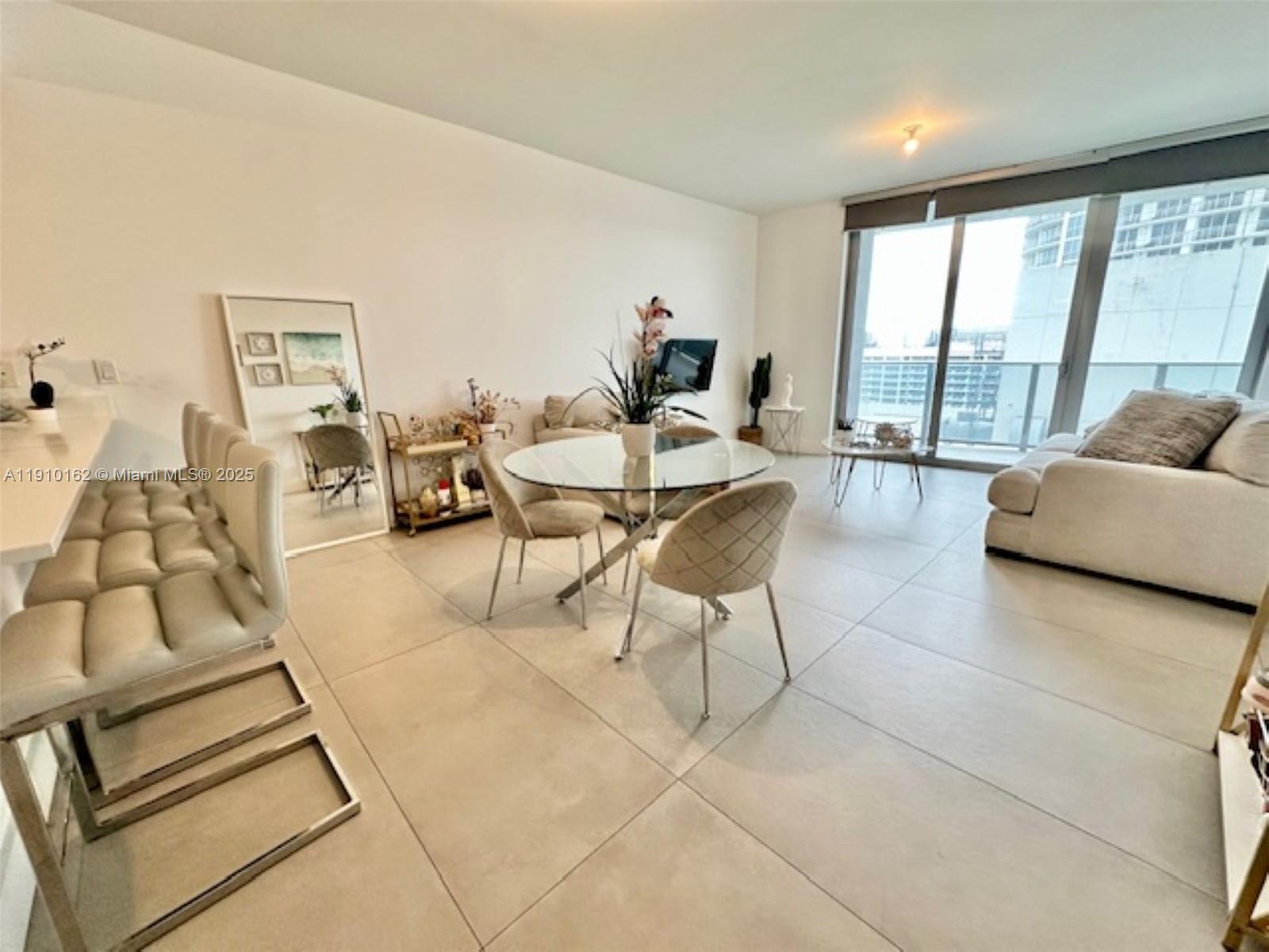 488 NE 18th St #3606, Miami FL 33132