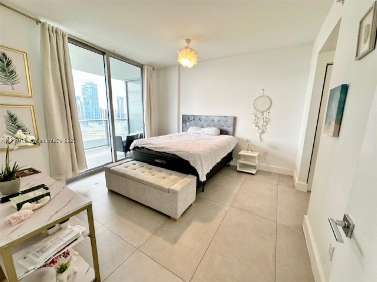 488 NE 18th St #3606, Miami FL 33132