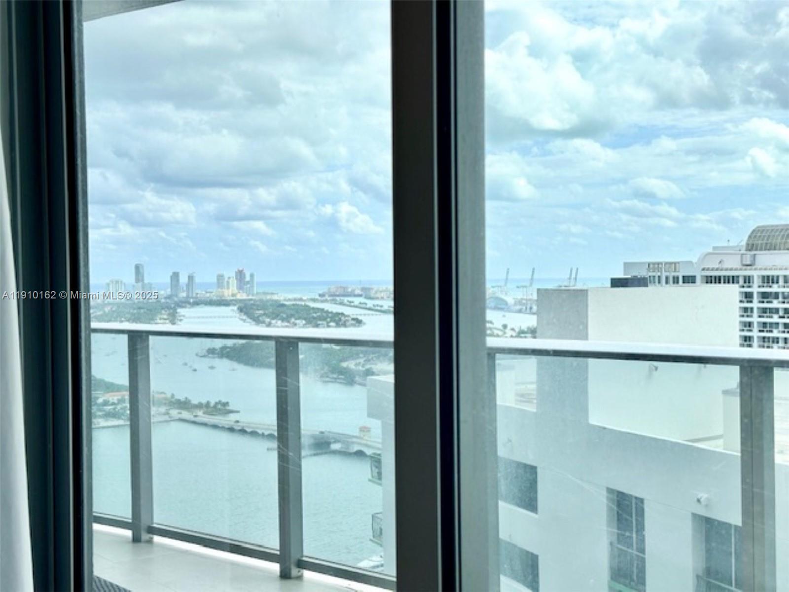488 NE 18th St #3606, Miami FL 33132