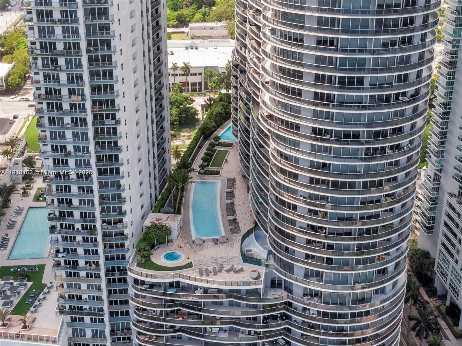 488 NE 18th St #3606, Miami FL 33132