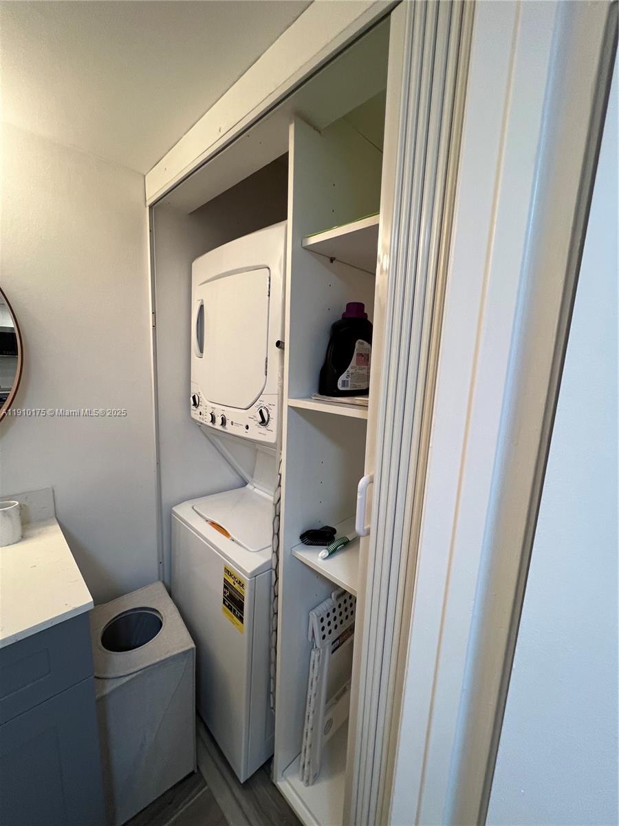 540 Brickell Key Dr #312, Miami FL 33131