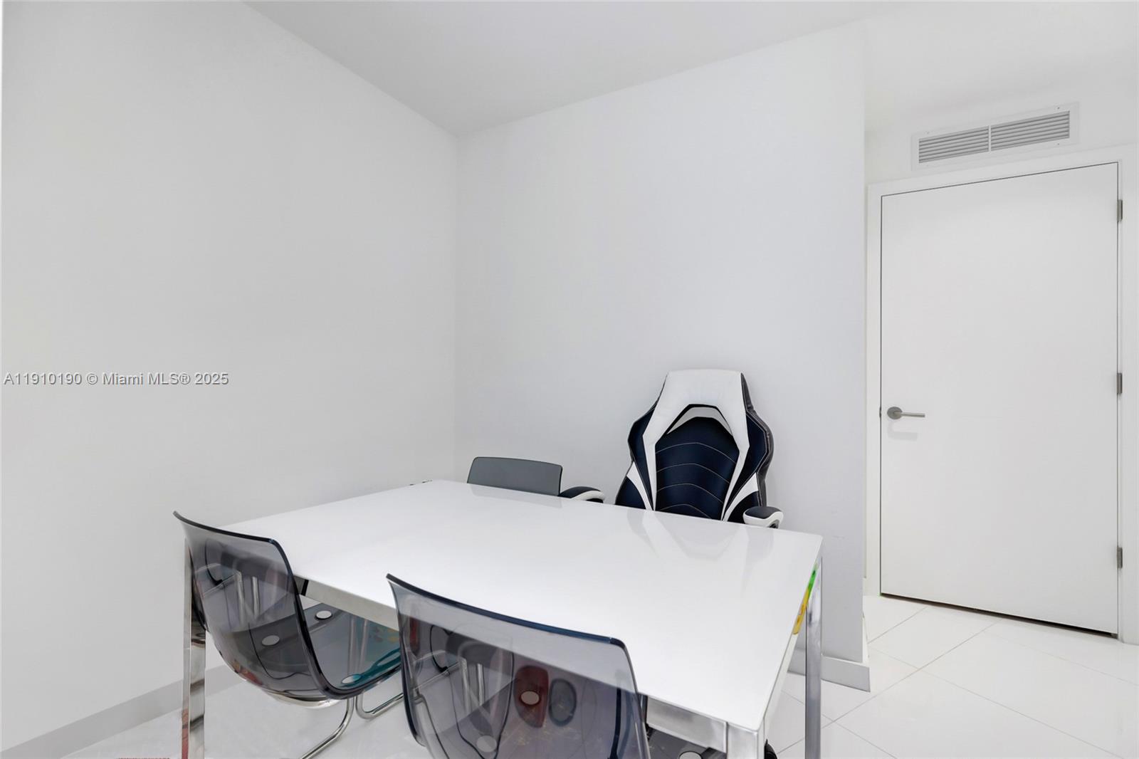 851 NE 1st Ave #1202, Miami FL 33132