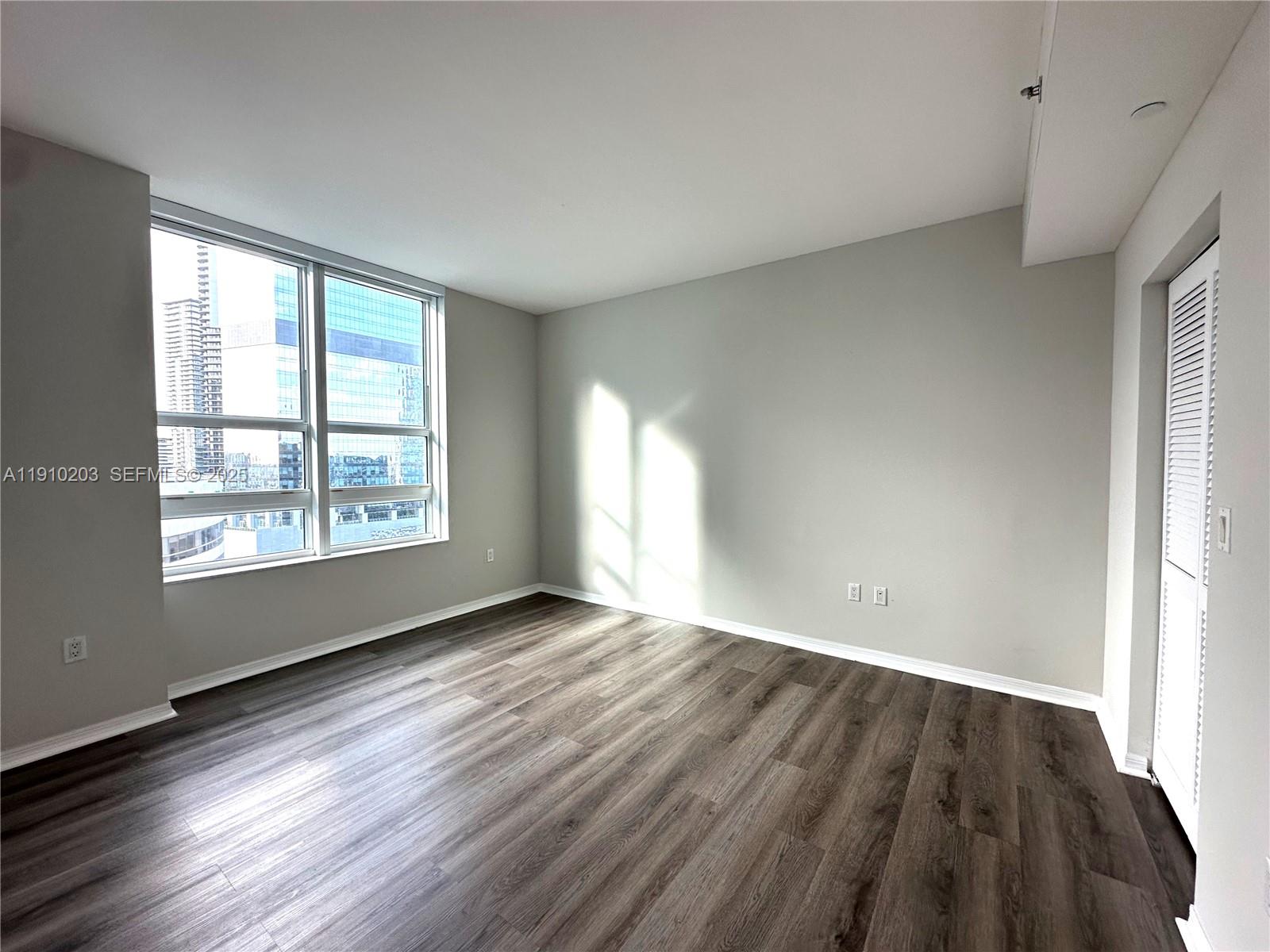 951 Brickell Ave #1903, Miami FL 33131