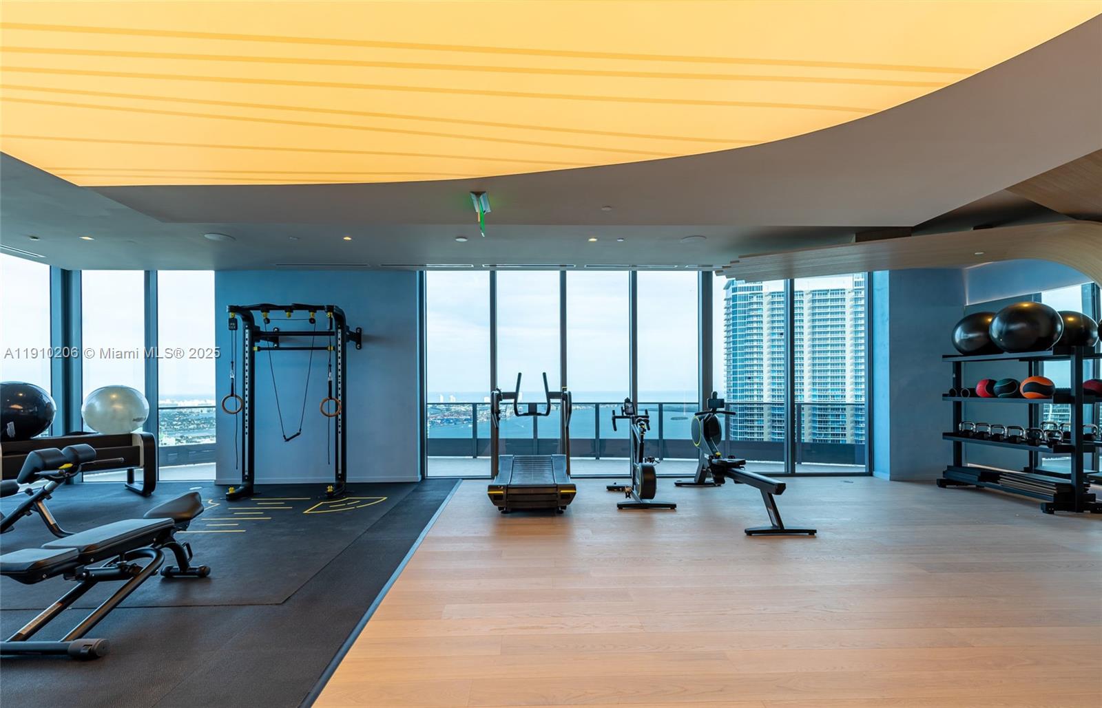 1000 Brickell Plz #3103, Miami FL 33131