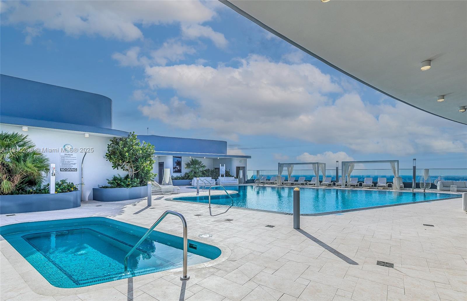 1000 Brickell Plz #3103, Miami FL 33131