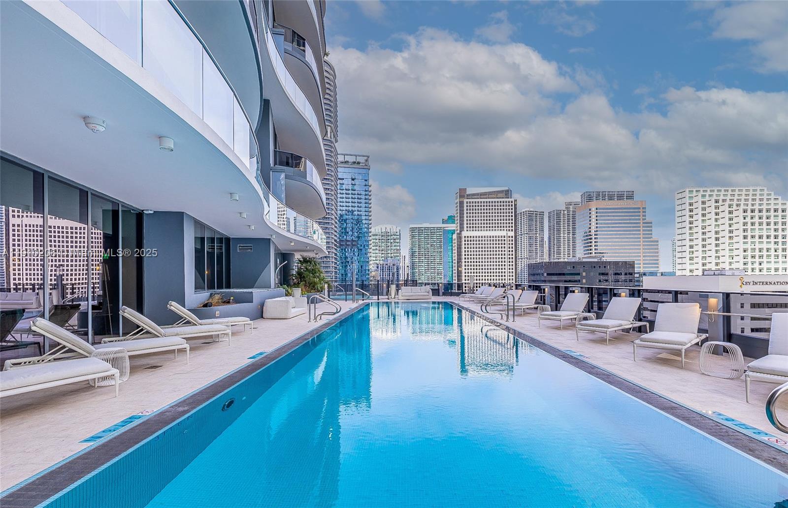 1000 Brickell Plz #3103, Miami FL 33131