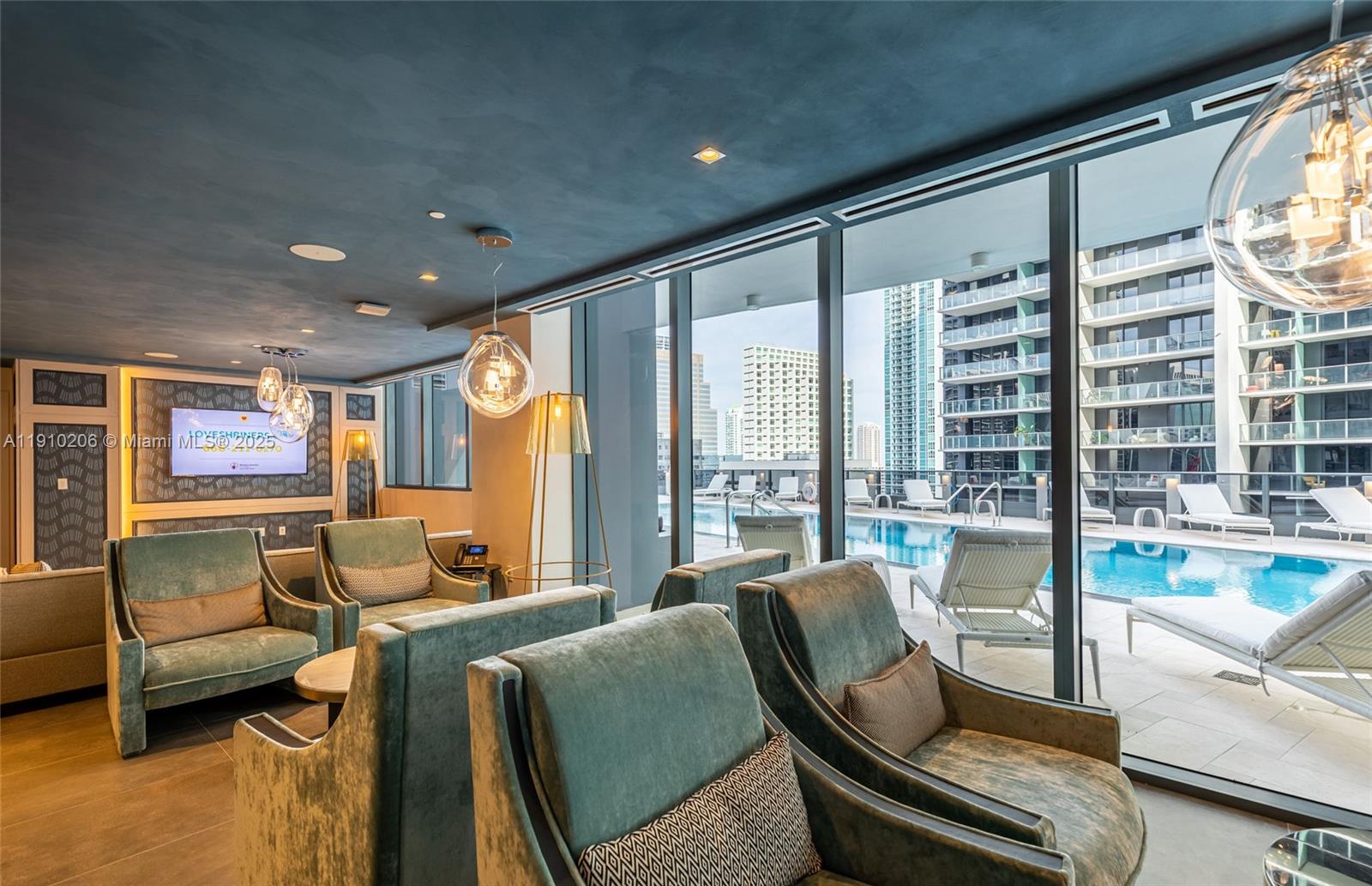 1000 Brickell Plz #3103, Miami FL 33131