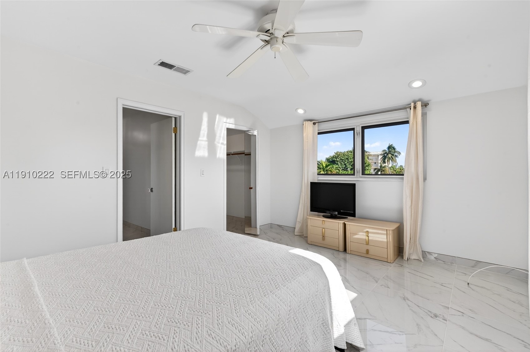 3414 Norfolk St, Pompano Beach FL 33062