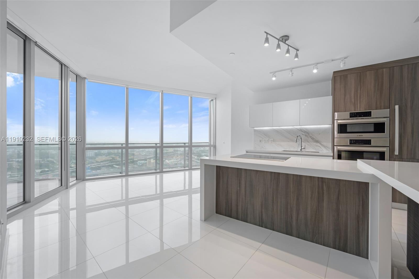 851 NE 1st Ave #4204, Miami FL 33132