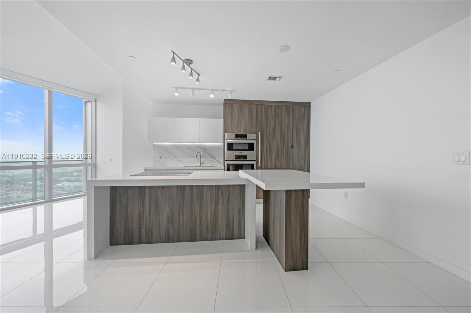 851 NE 1st Ave #4204, Miami FL 33132