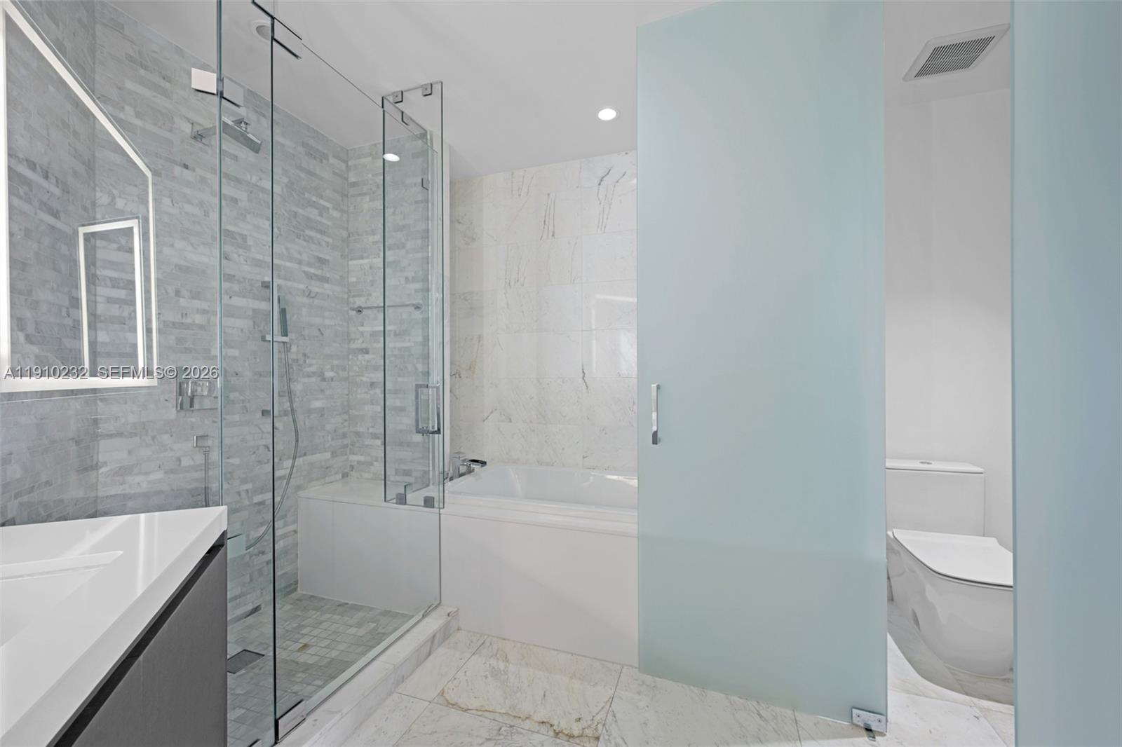 851 NE 1st Ave #4204, Miami FL 33132