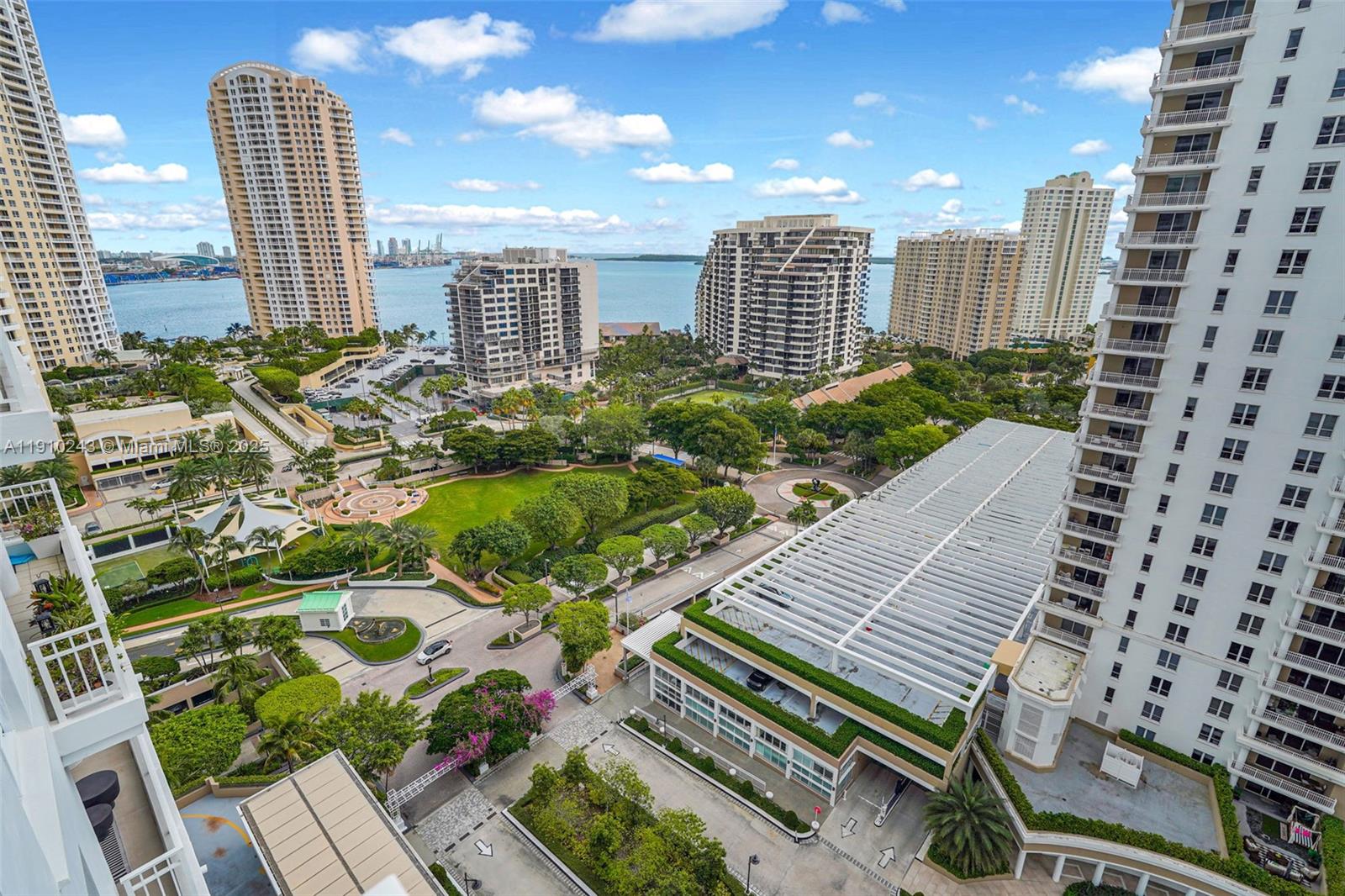 801 S Brickell Key Blvd #1909, Miami FL 33131