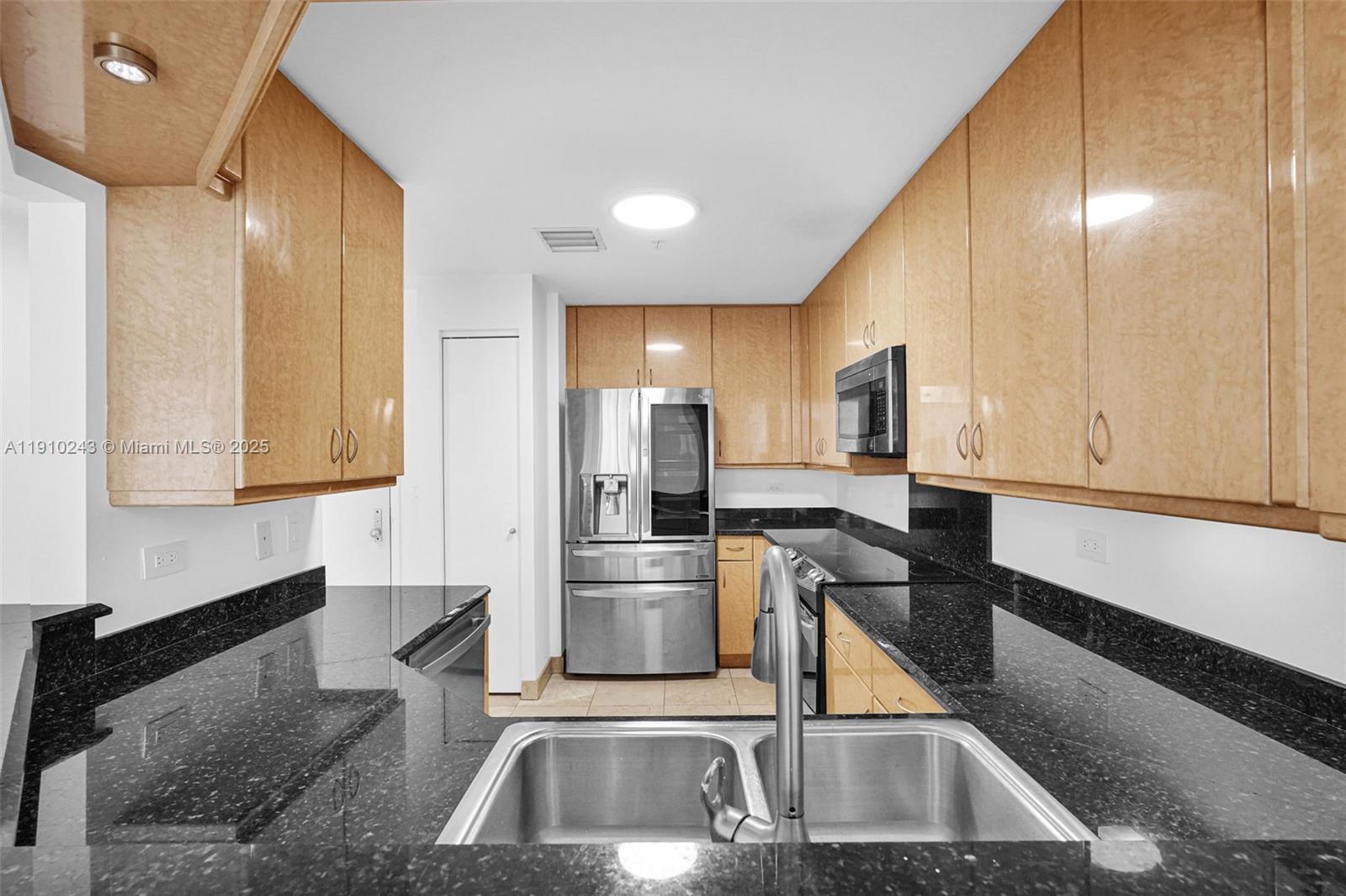 801 S Brickell Key Blvd #1909, Miami FL 33131