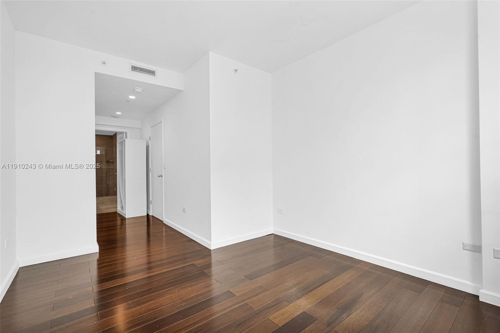 801 S Brickell Key Blvd #1909, Miami FL 33131