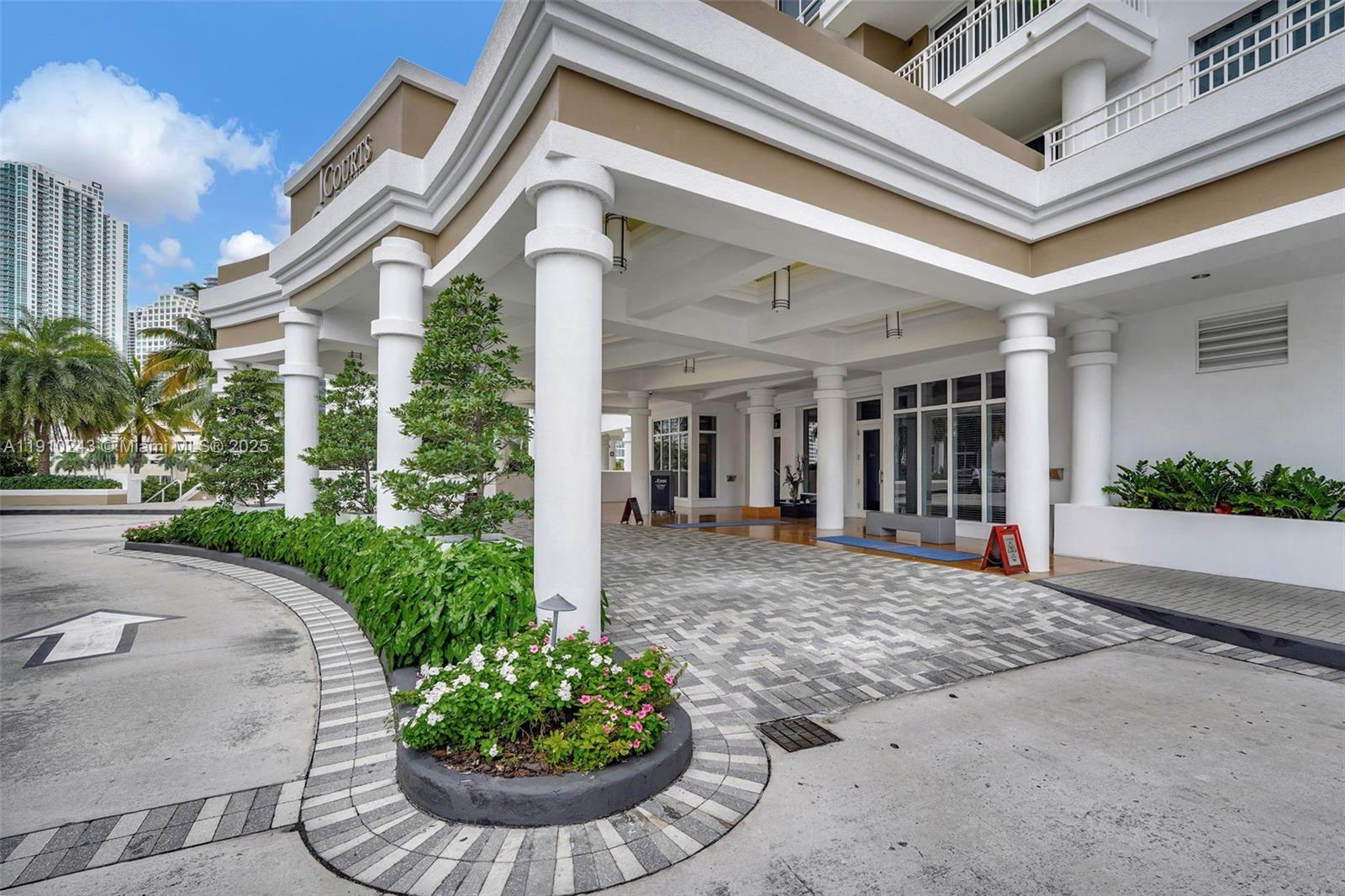 801 S Brickell Key Blvd #1909, Miami FL 33131
