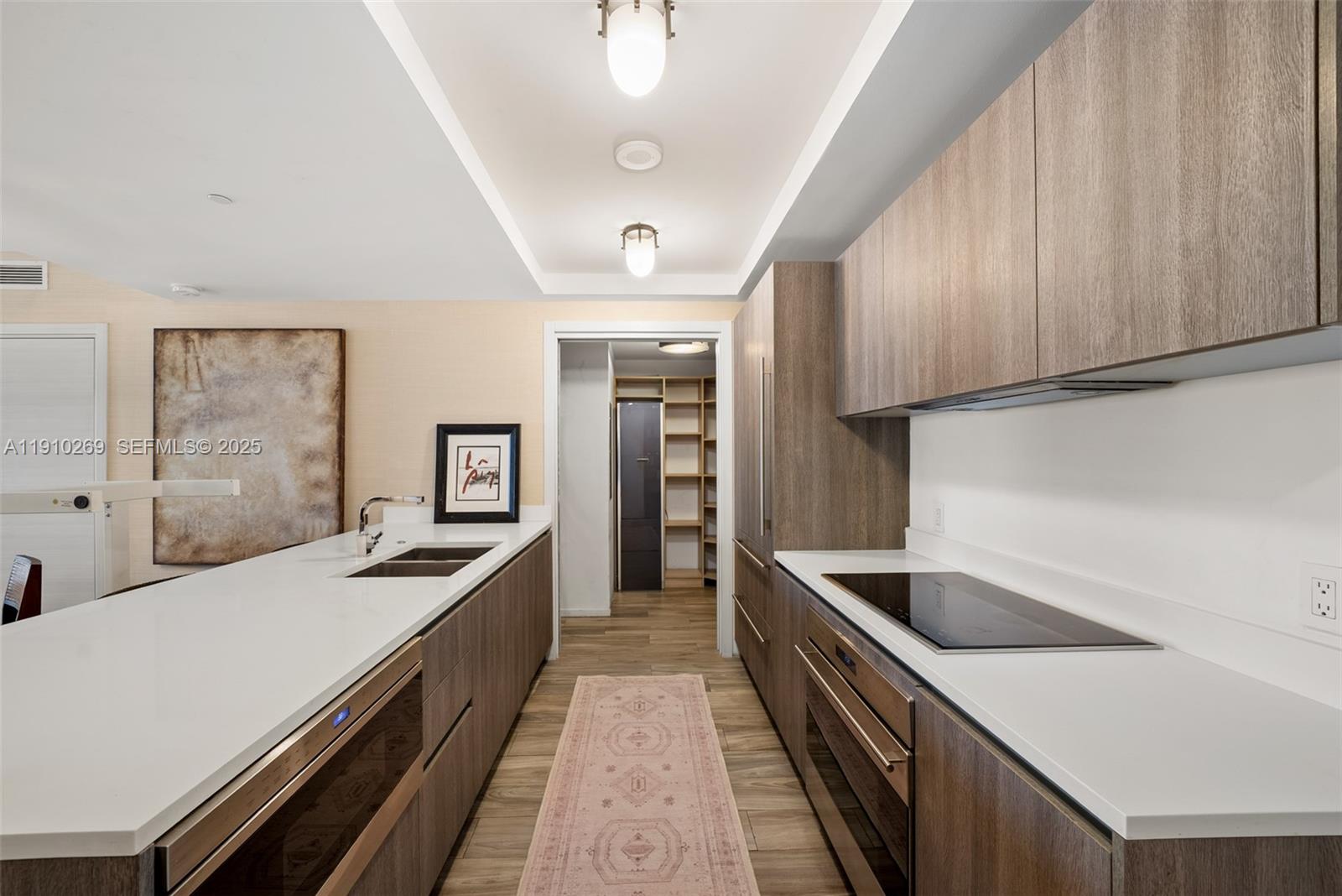801 S Miami Ave #2110, Miami FL 33130