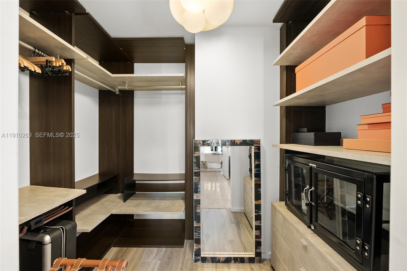 801 S Miami Ave #2110, Miami FL 33130