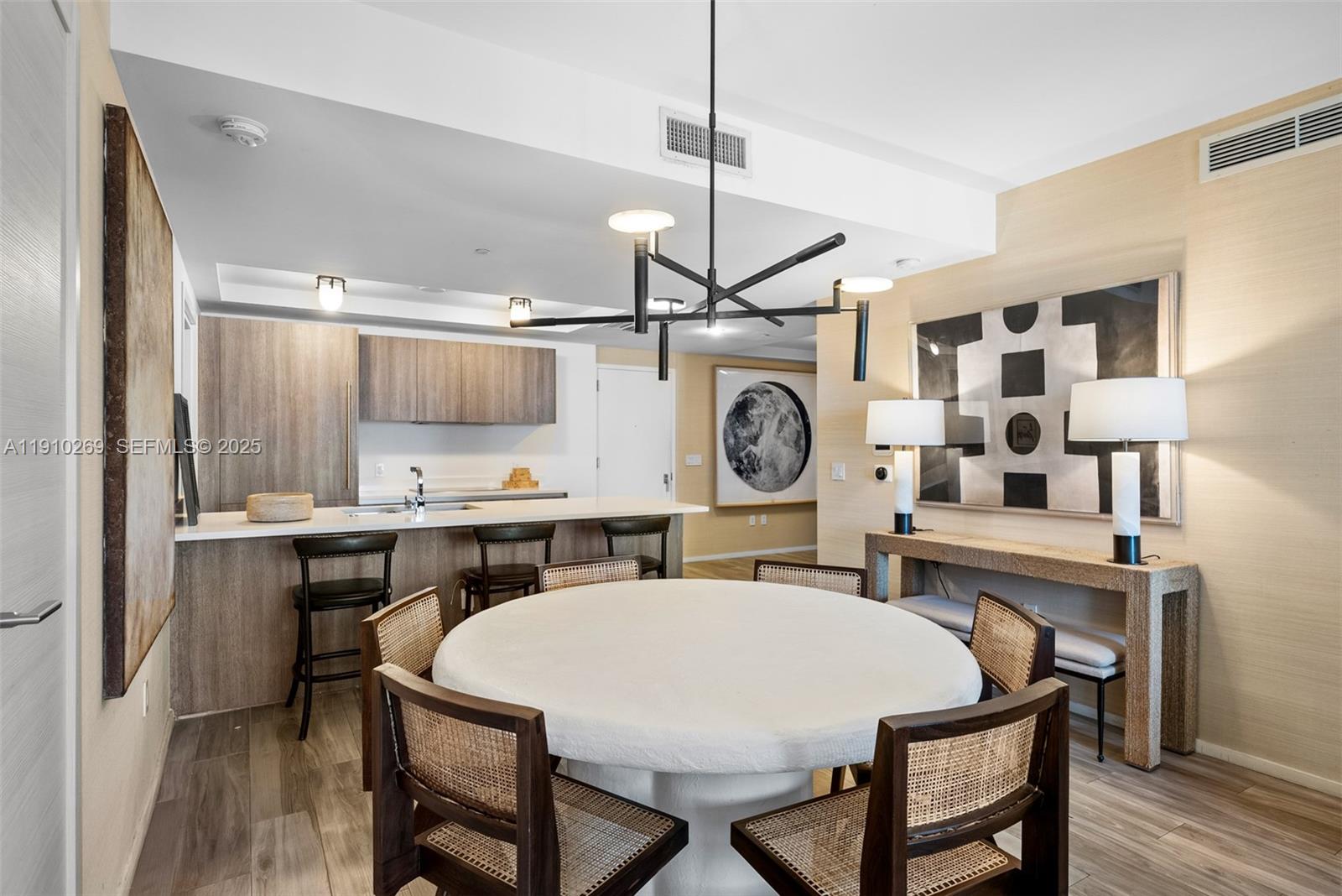 801 S Miami Ave #2110, Miami FL 33130