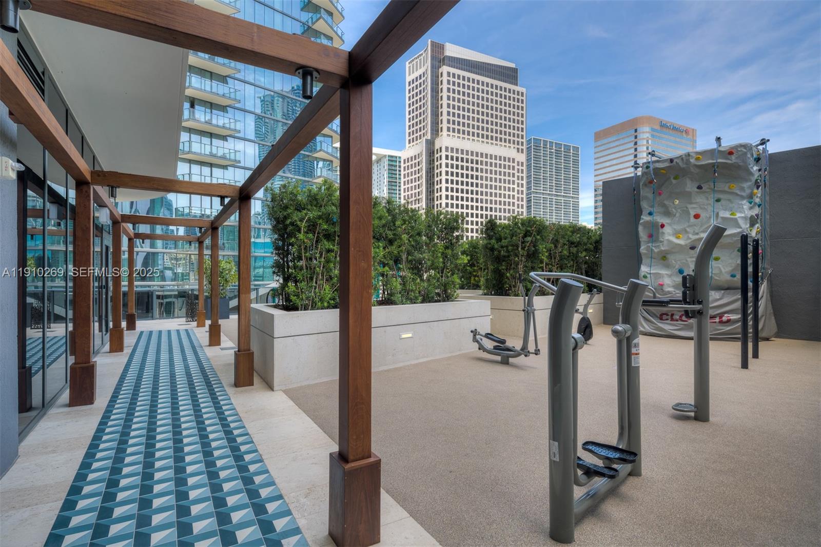 801 S Miami Ave #2110, Miami FL 33130