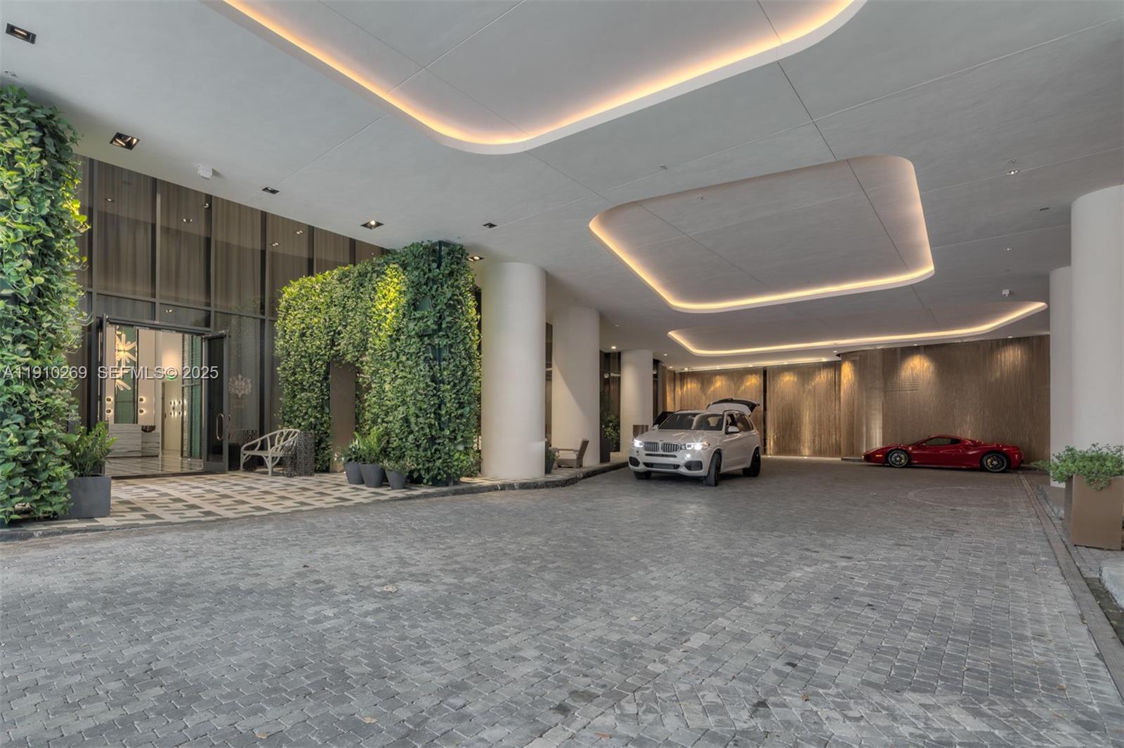 801 S Miami Ave #2110, Miami FL 33130