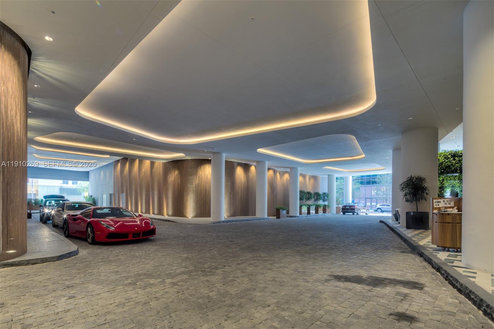 801 S Miami Ave #2110, Miami FL 33130