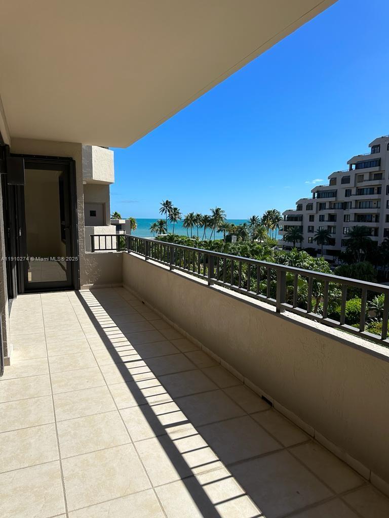 251 Crandon Blvd #430, Key Biscayne FL 33149