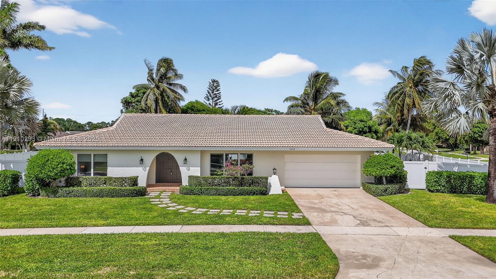 5660 Golfway Dr #0, Boca Raton FL 33433